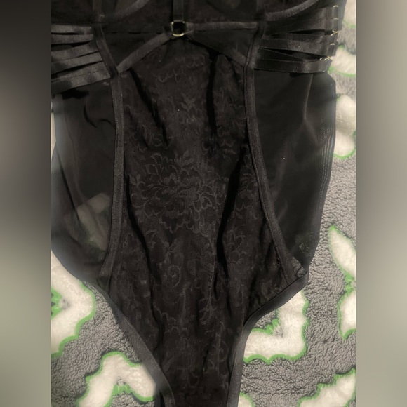 New Torrid curves black bodysuit - Picture 6 of 9